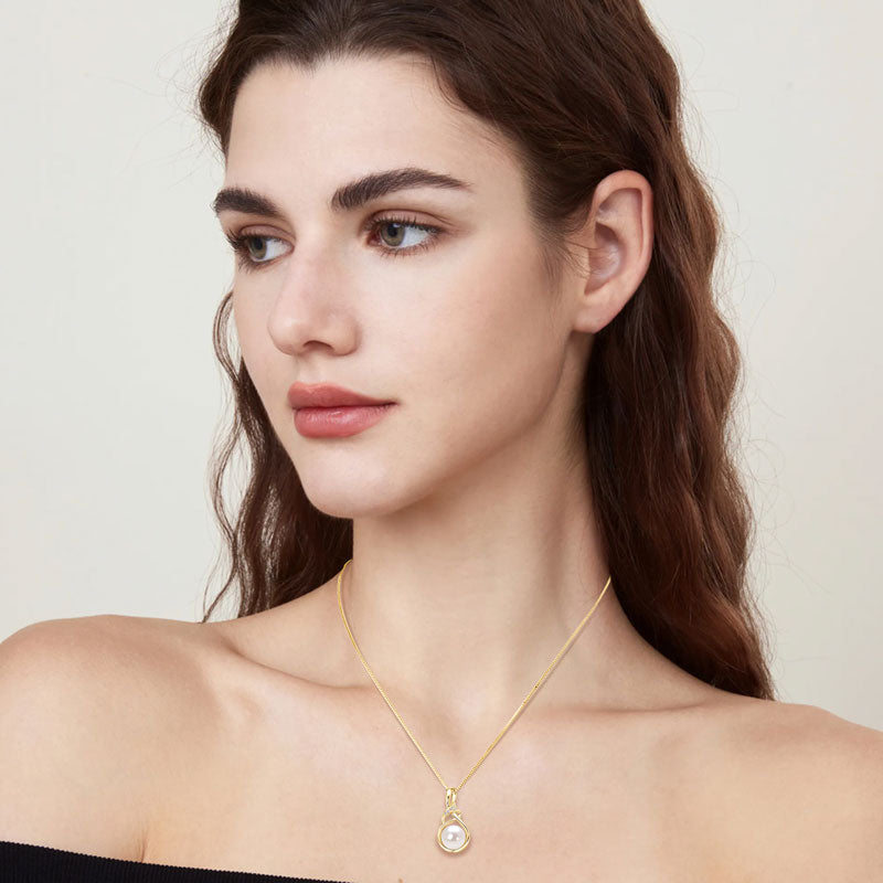 Lustrous Pearl & Moissanite Pendant