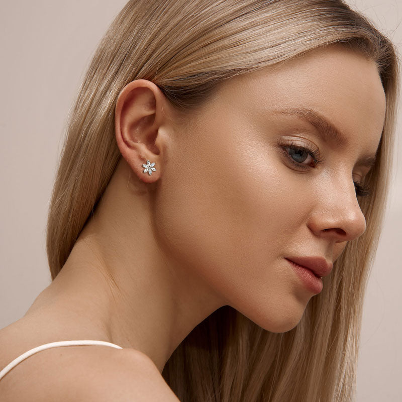 3D Moissanite Diamond Earrings